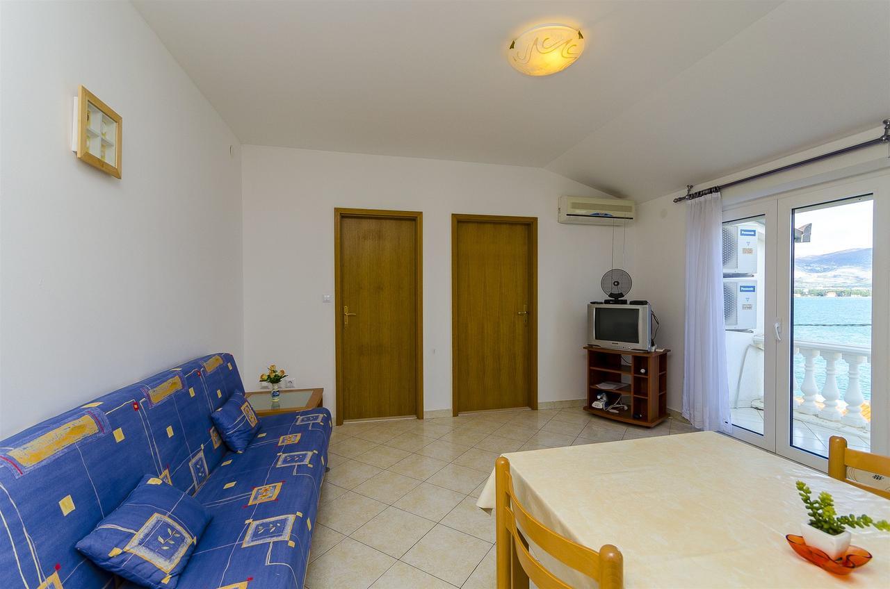Apartments Krusica Trogir Luaran gambar