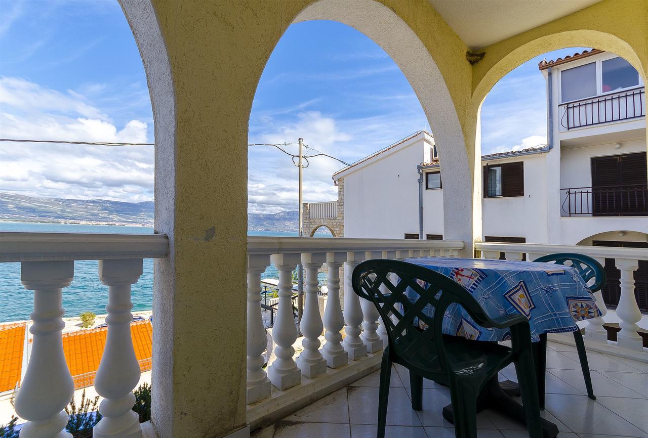 Apartments Krusica Trogir Luaran gambar